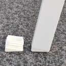 Weißer Rechteckiger Fußstopfen schräg GM152703 Kunststoff Gleiter für Gartenstühle mit Rechteckrohr 30x20